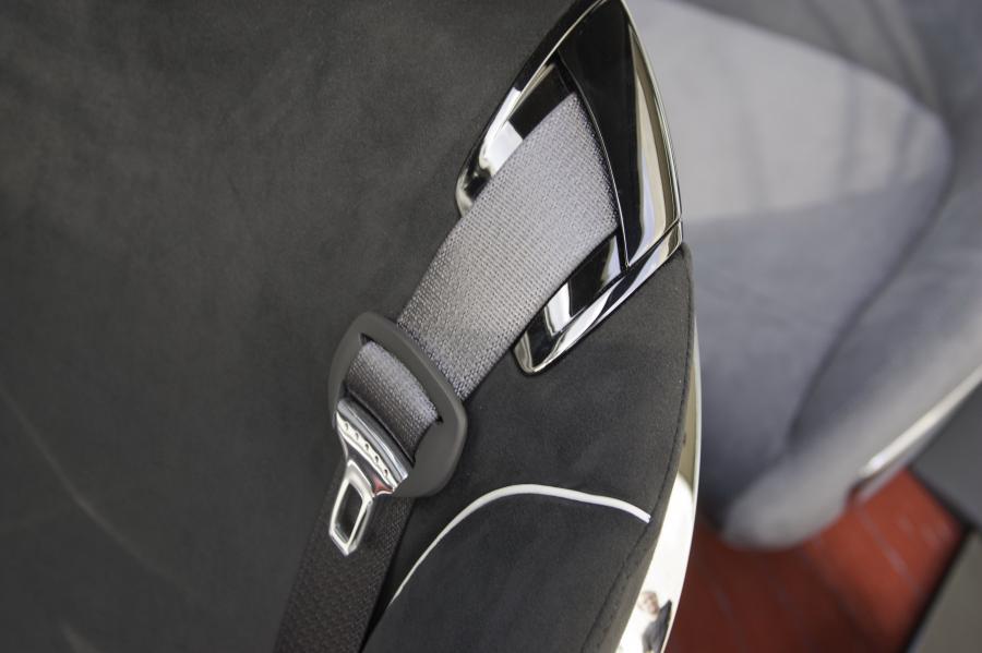  Nissan Ellure Concept 2010 года  (фото 3 из 52)